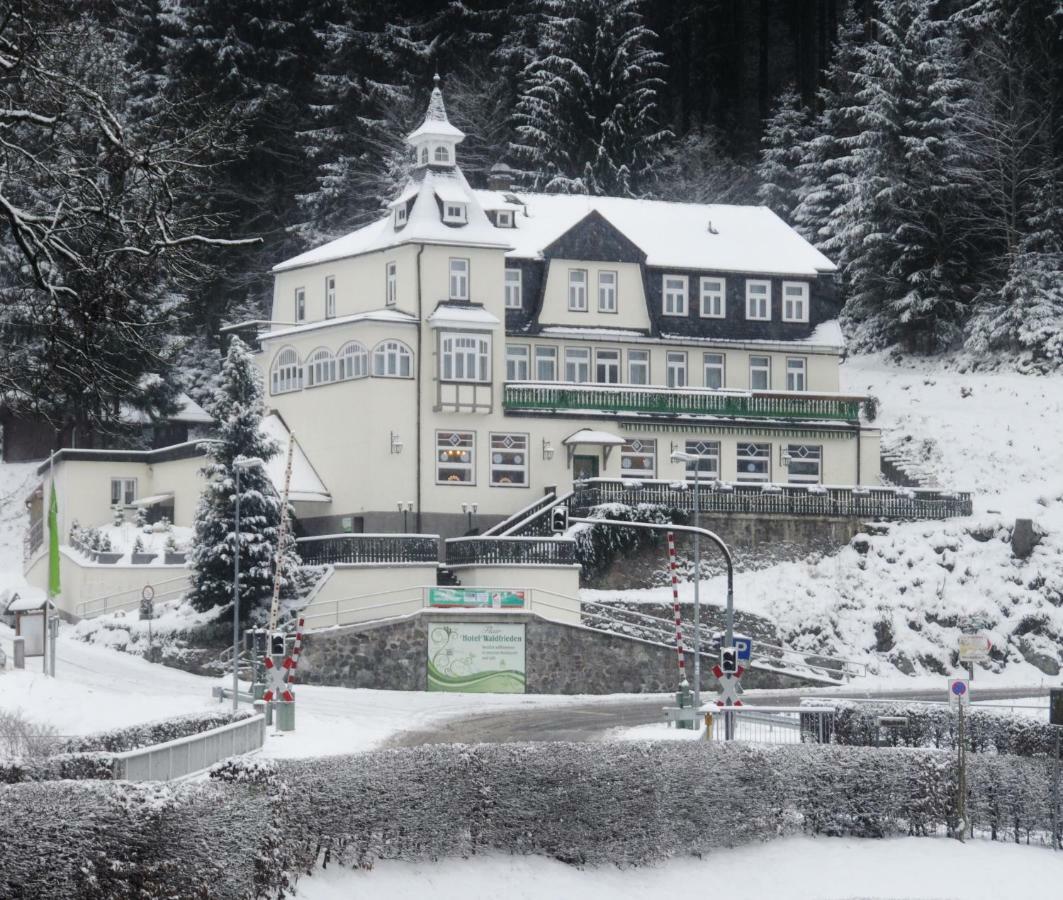 沃尔德弗雷德弗莱尔酒店 Oberweißbach 外观 照片