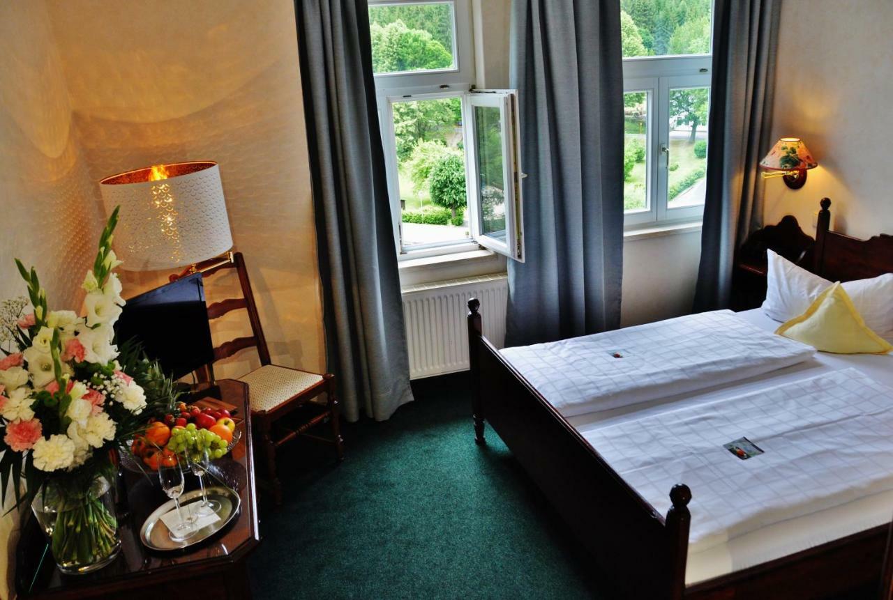 沃尔德弗雷德弗莱尔酒店 Oberweißbach 外观 照片